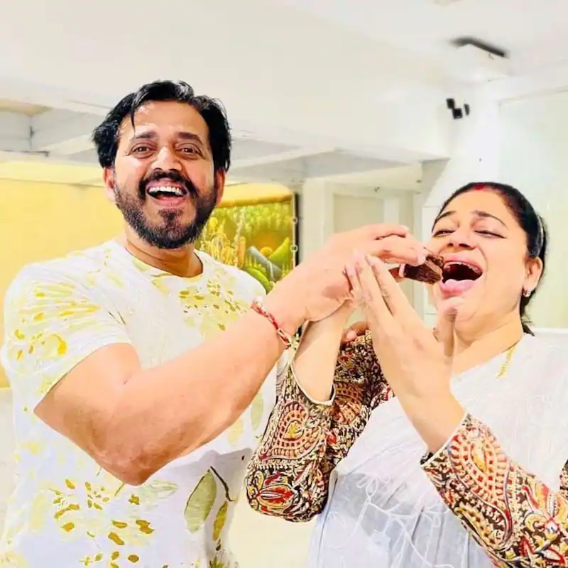 Ravi Kishan celebrated wife Priti Shukla's birthday with pomp, wrote this in the post